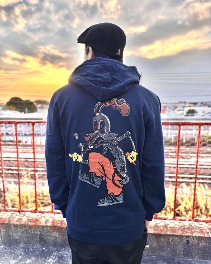 新品未使用 BLINK-182 / Roger Rabbit パーカー Lサイズ