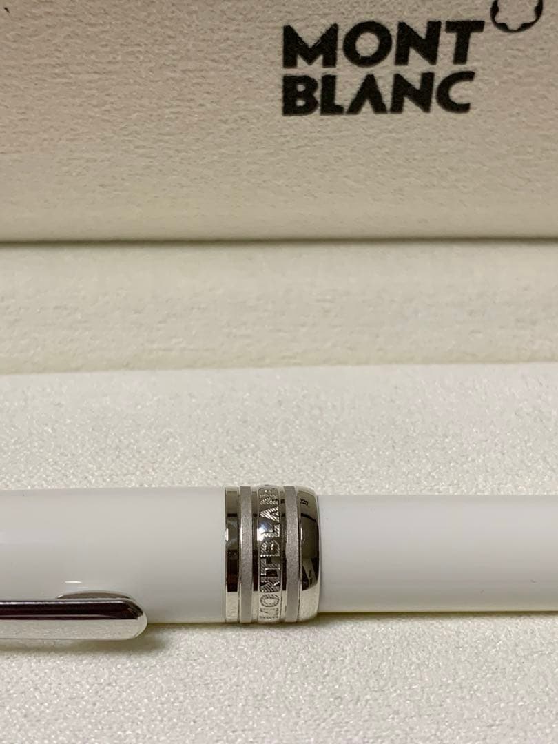 MONTBLANCマイスターシュテュック ホワイトソリテール