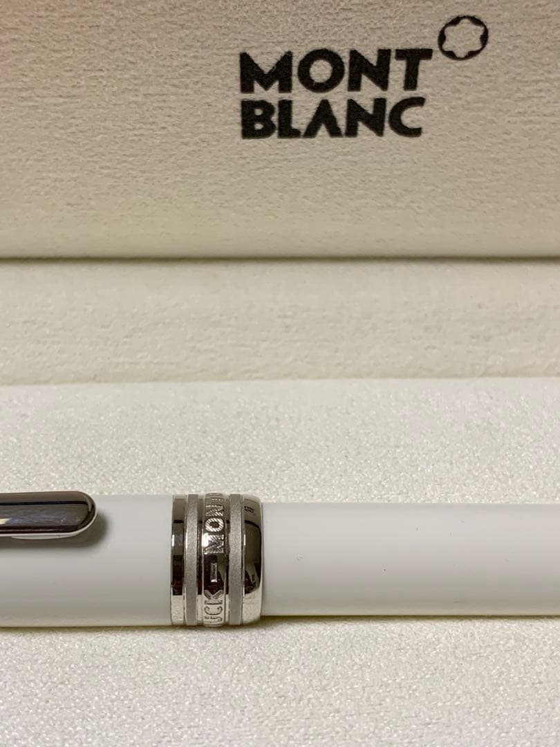 MONTBLANCマイスターシュテュック ホワイトソリテール
