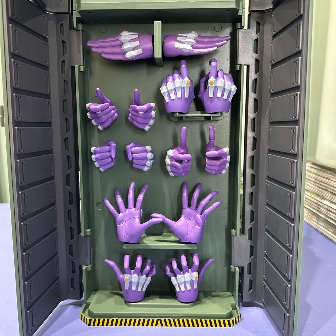 ディアゴスティーニ　エヴァンゲリオン初号機作る