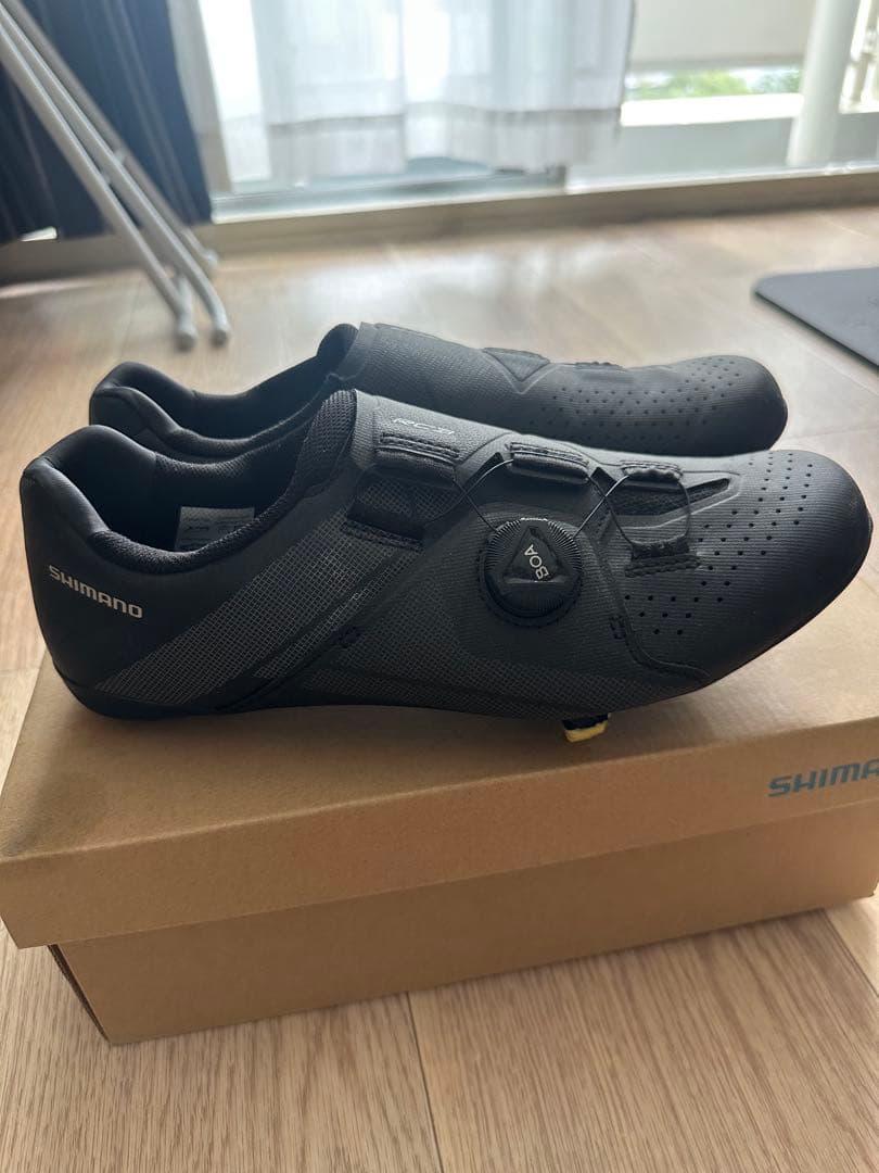 Shimano RC3 SH-RC300 WIDE 43サイズ