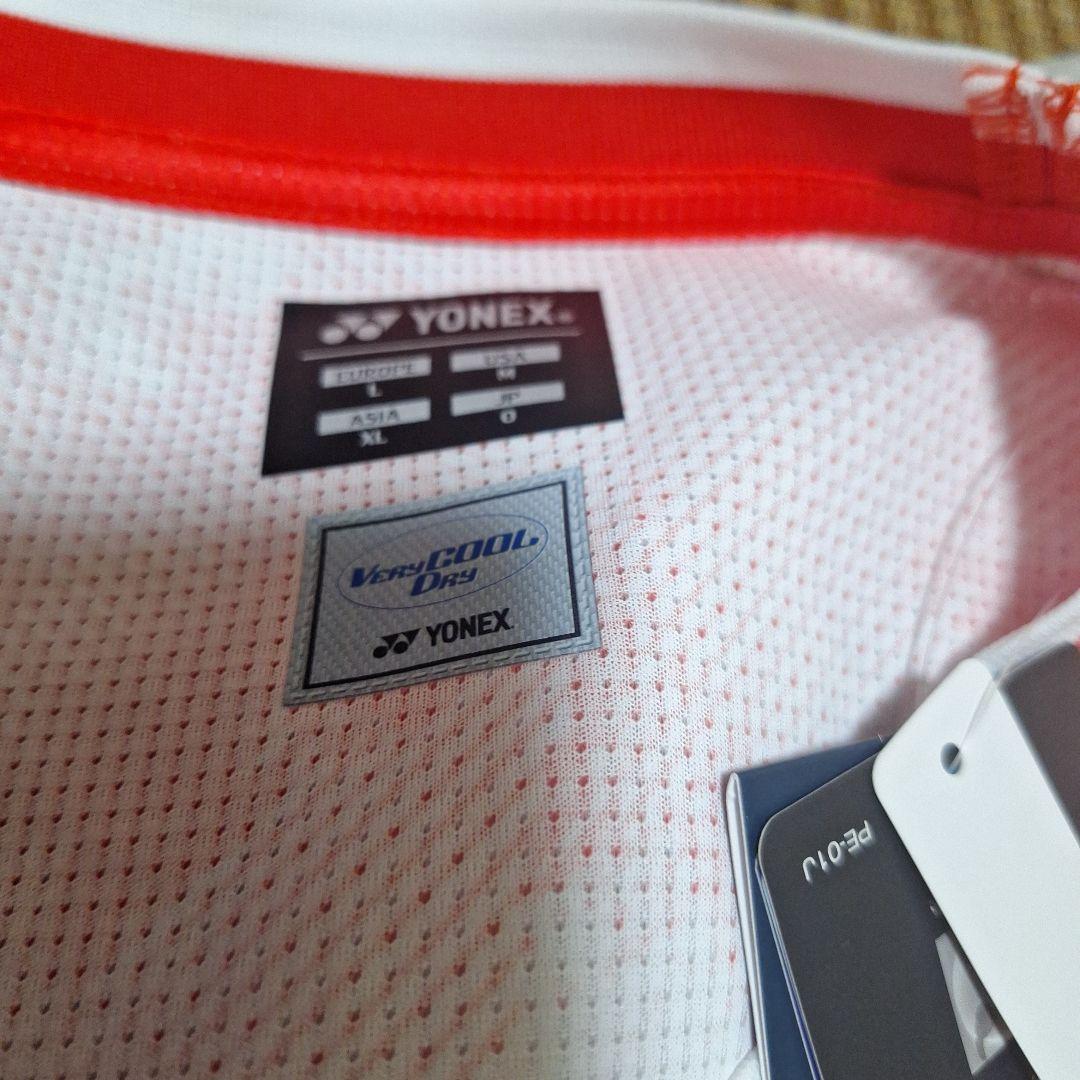 新品未使用YONEX ビアクセルセンモデル ゲームシャツ　レッド