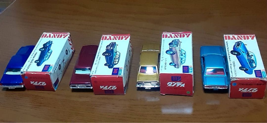 トミカダンディ　4台セット　クラウン　ロードペーサー　セドリック