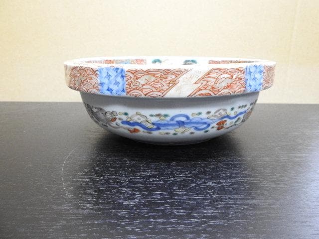 伊万里色絵鉢　MA282