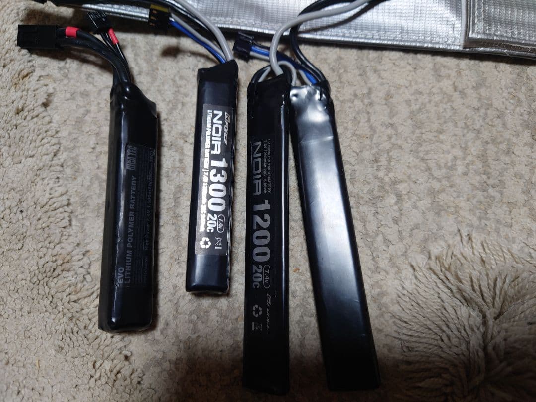 値下げ！リポバッテリー 充電器 バッテリーチェッカーセット ライラクス