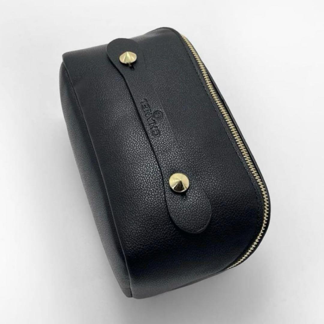 CHANEL バニティポーチ ノベルティ
