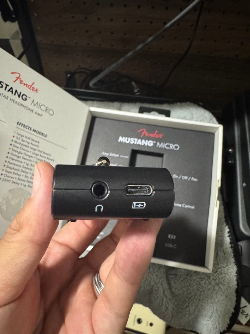 Fender Mustang Micro ギター用ヘッドフォンアンプ