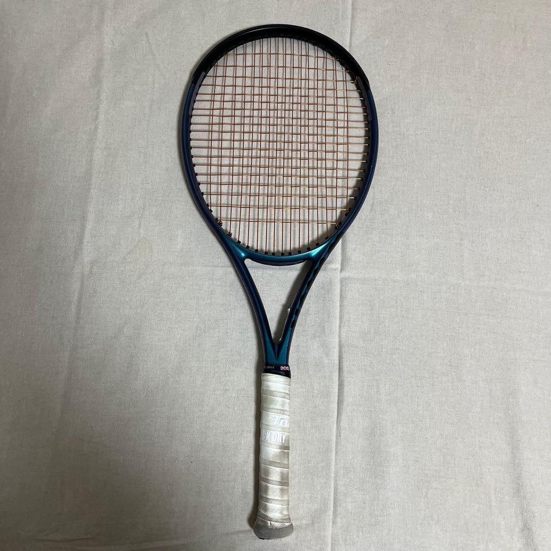 ① Wilson Ultra 100L V4 G2テニスラケット 専用ケース付き