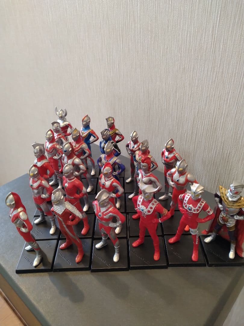 HGシリーズ ウルトラマンフィギュア 24体セット