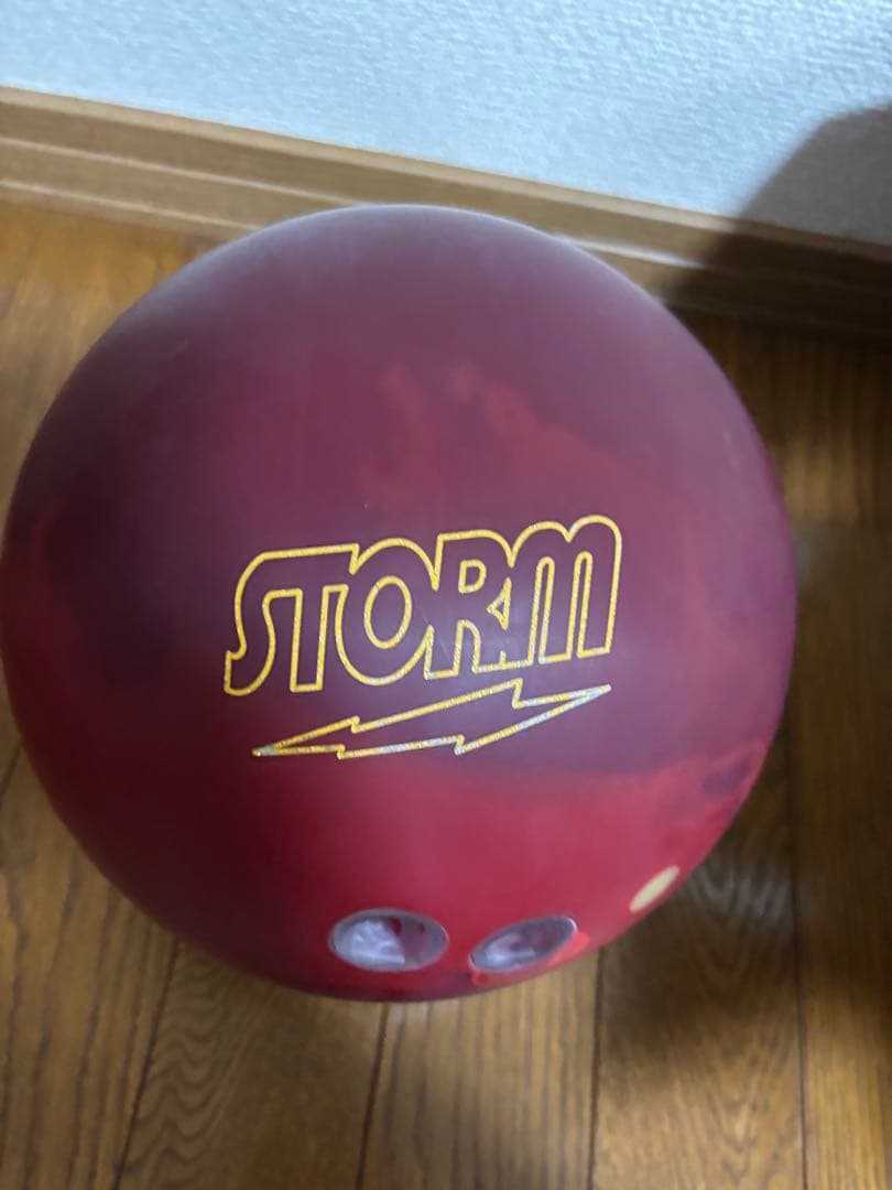 【ボウリングボール】 STORM IQ/U 15ポンド