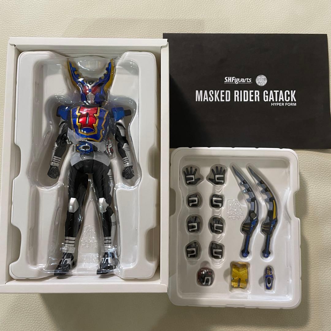 S.H.figuarts 真骨彫製法 仮面ライダーガタック ハイパーフォーム