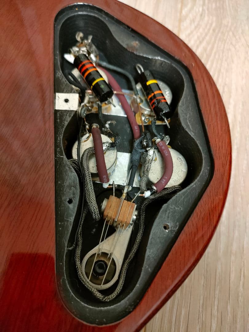 Gibson SG チェリーレッド ハードケース付属