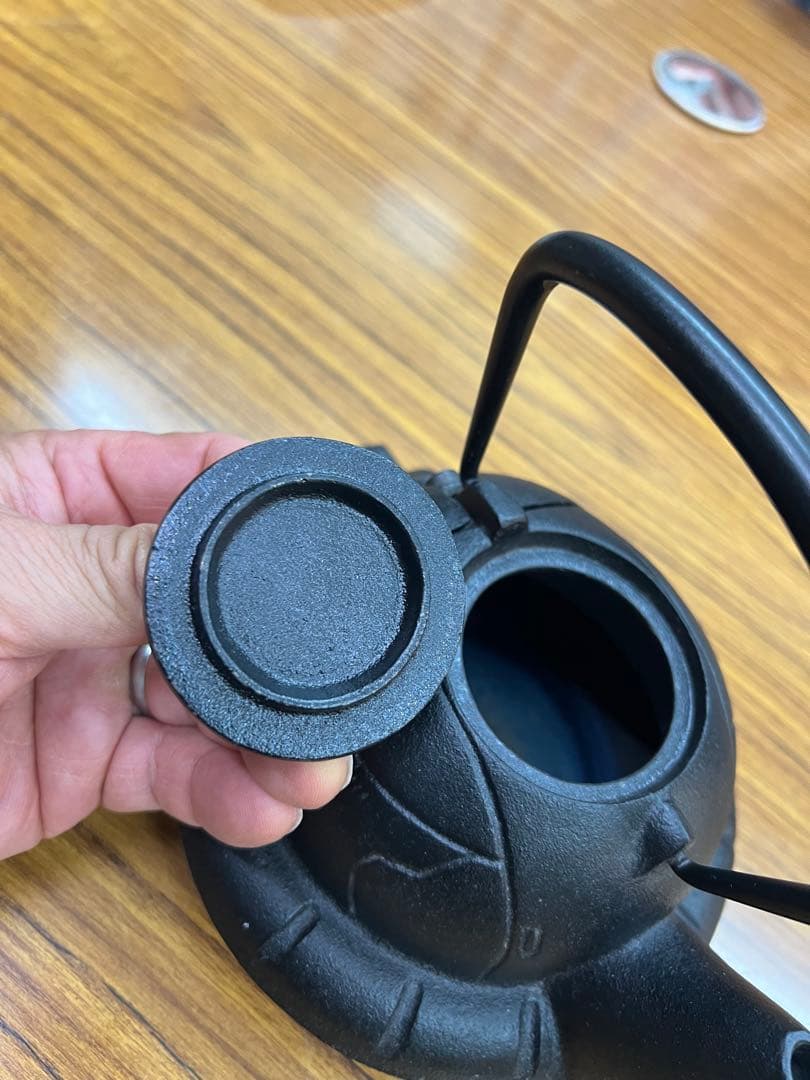 鉄瓶ZAKU 人気商品　希少　南部鉄器 ➕「雨ニモマケズ」の鉄瓶敷　南部鉄器
