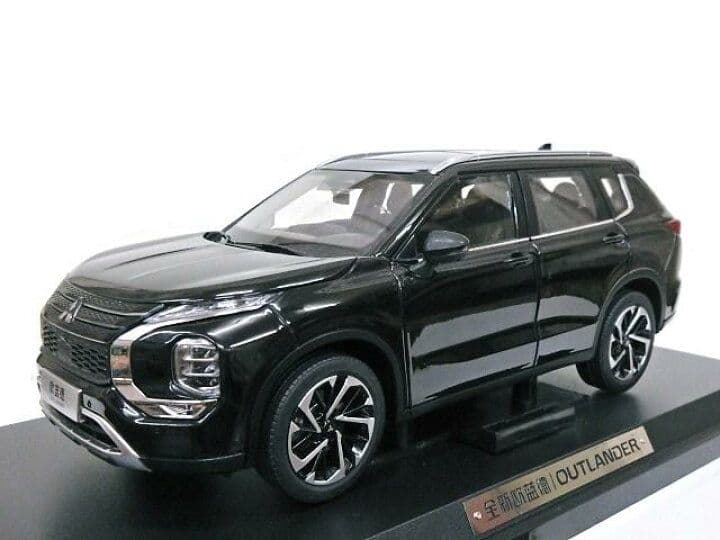 三菱OUTLANDER ミニカー 1/18 ブラック　ダイキャストモデル