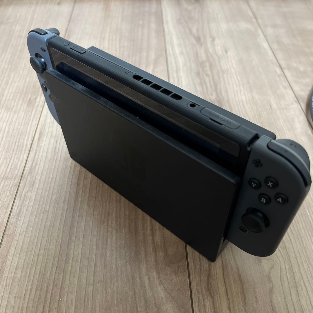 【美品】Nintendo Switch 本体 グレー 付属品あり