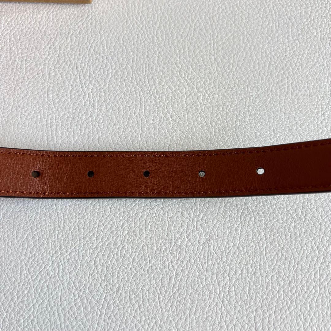 【未使用品】COACH 骨型チャーム付きレザー首輪 シグネチャー
