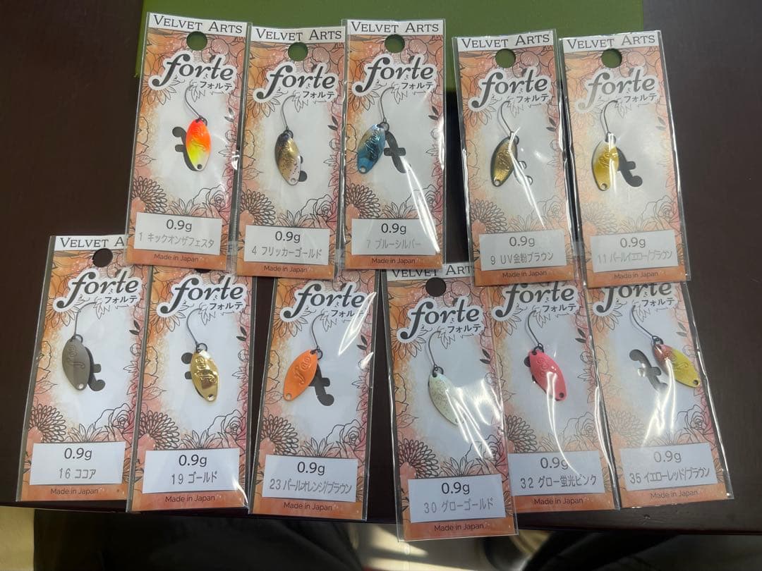 VELVET ARTS forte 0.9g 11色セット　おまけつき