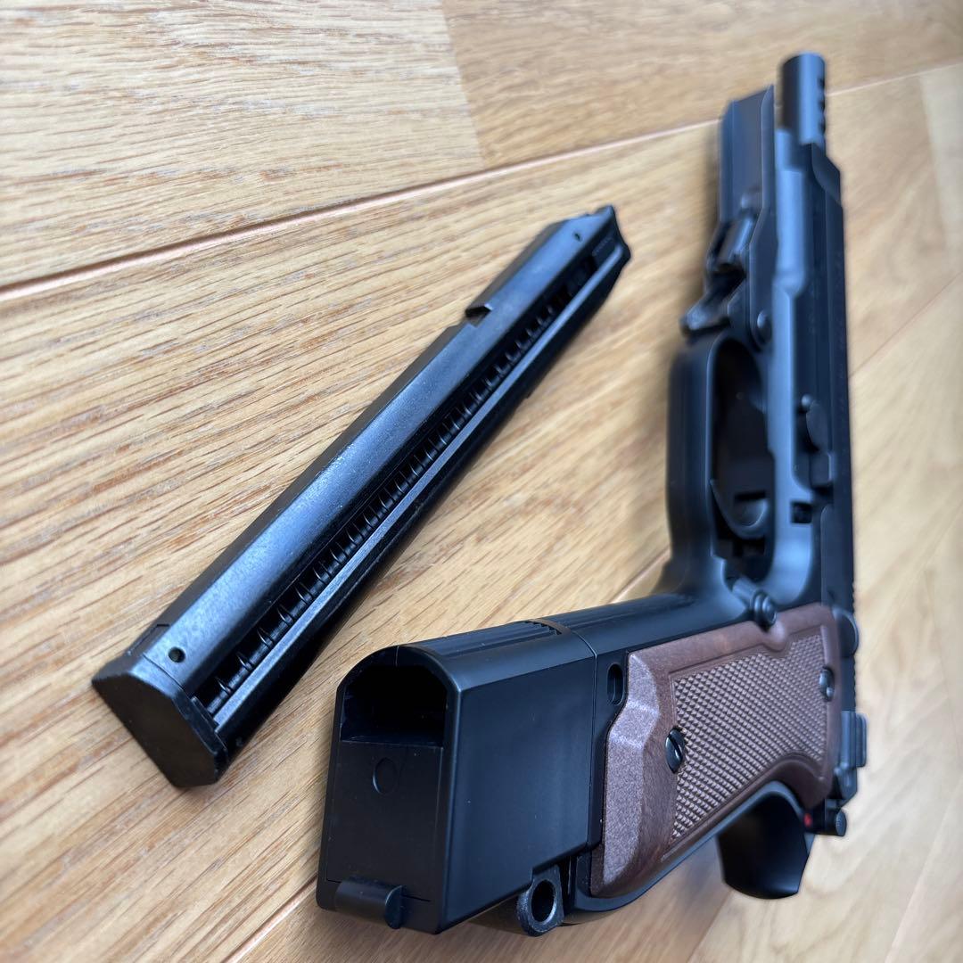 電動ガン M93R バッテリー&充電器付き