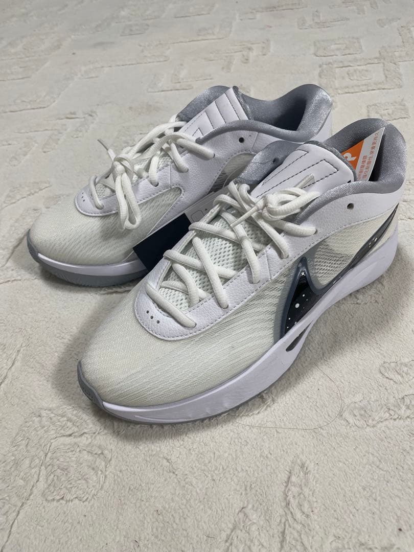 【新品】NIKE ヤニスフリーク6 ホワイト 25cm