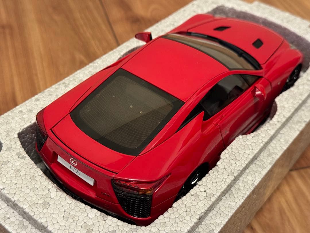 オートアート 1/18 レクサスLFA（レッド） 最終値下げ