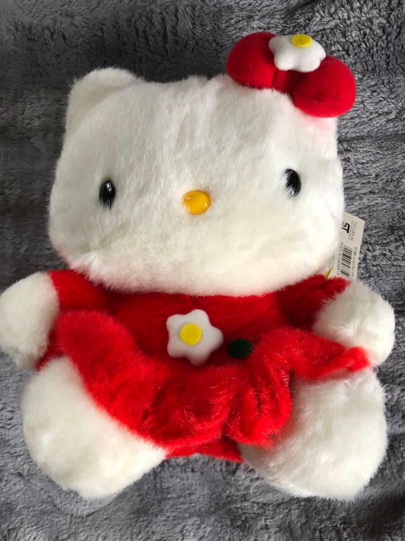 ハローキティちゃん　ぬいぐるみ　4体