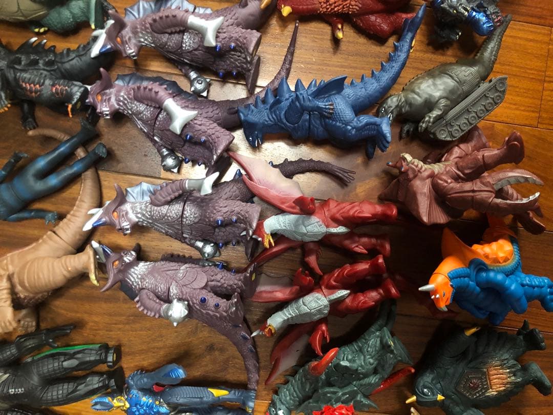 ウルトラマン ウルトラ怪獣 ソフビ ウルトラ怪獣500 ライブサイン付 限定