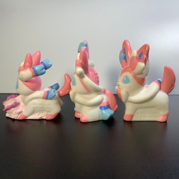 ポケモンキッズ　指人形　フィギュア　ニンフィア
