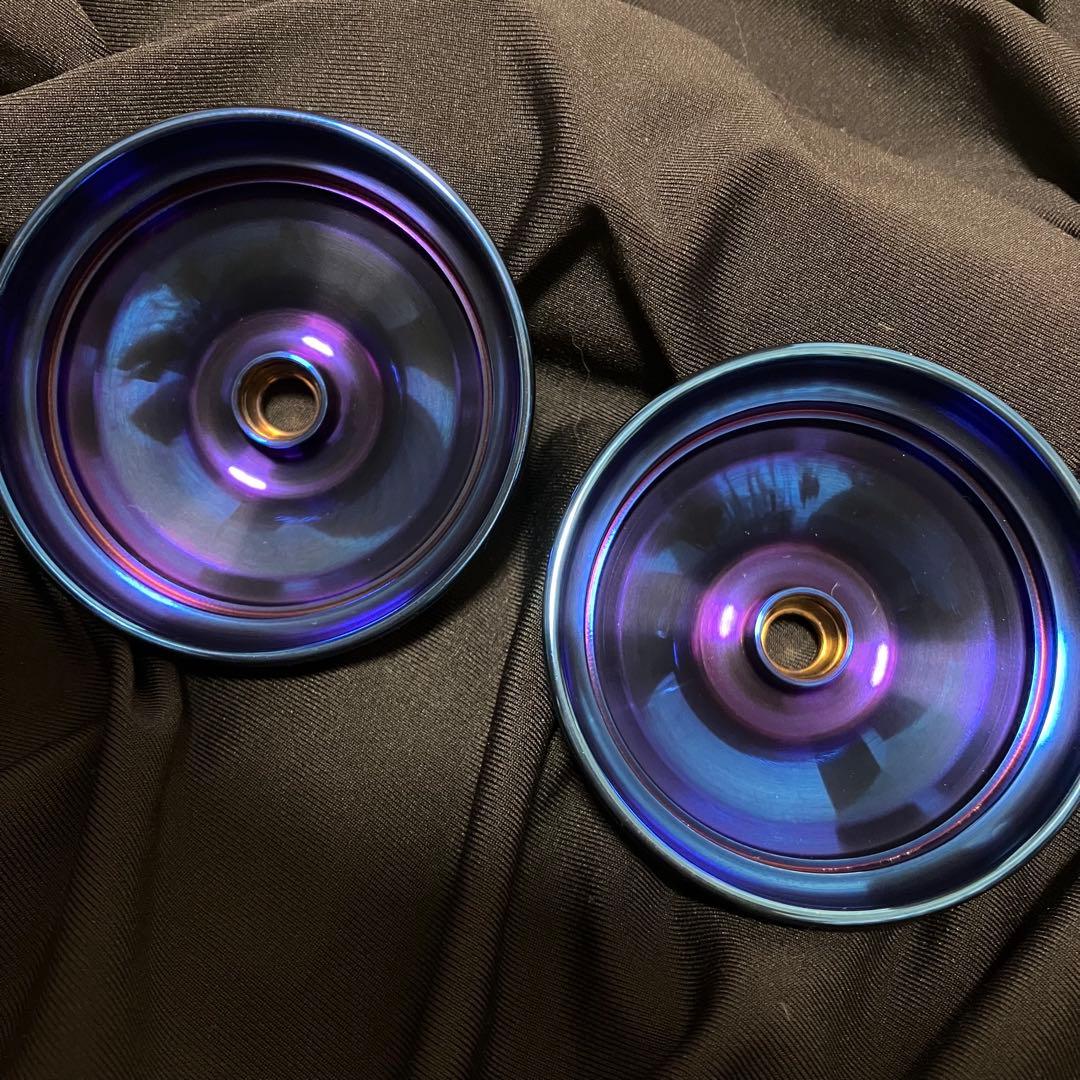 atmos projects Ari チタンブルー