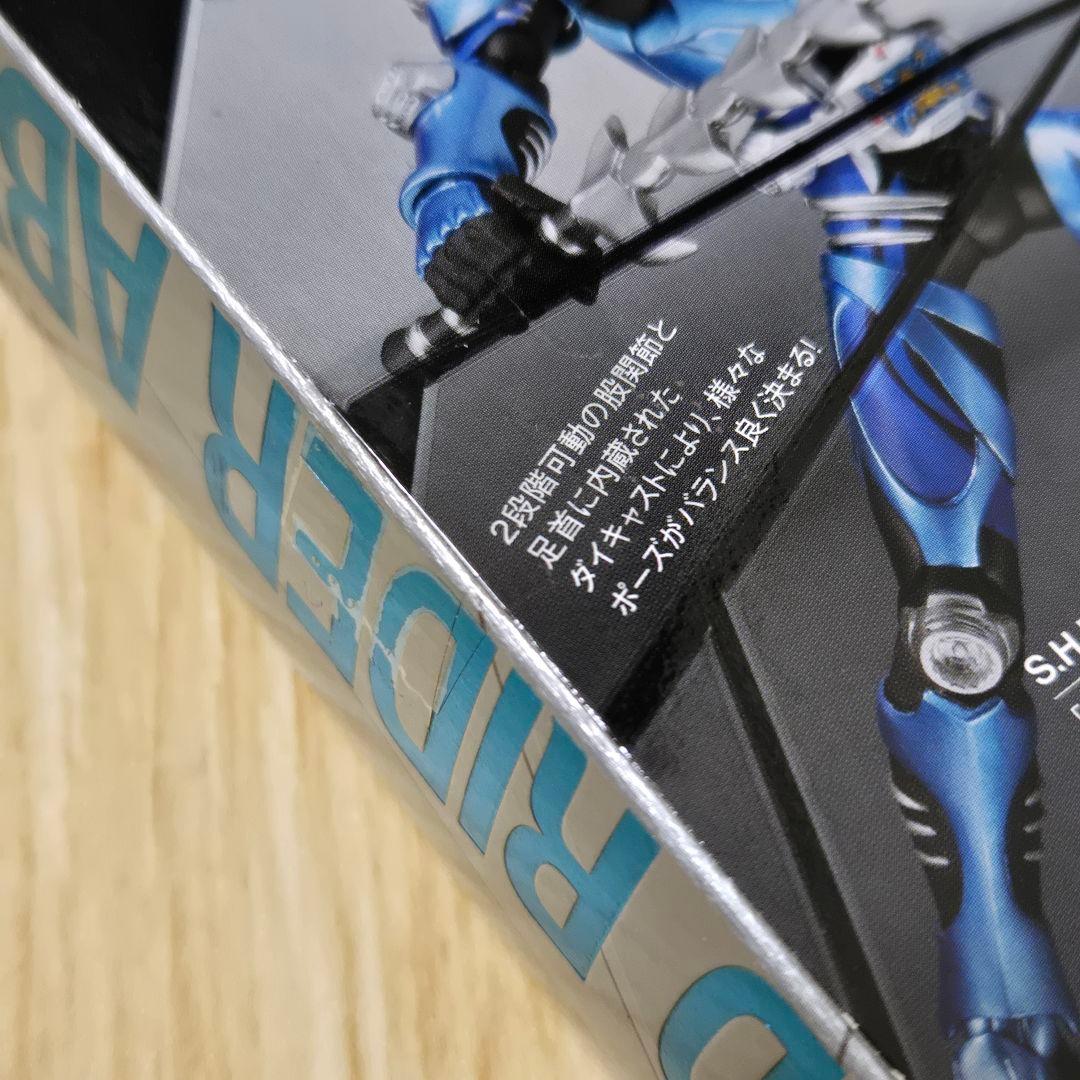 バンダイ　S.H.フィギュアーツ　仮面ライダーアビス　龍騎 未開封品
