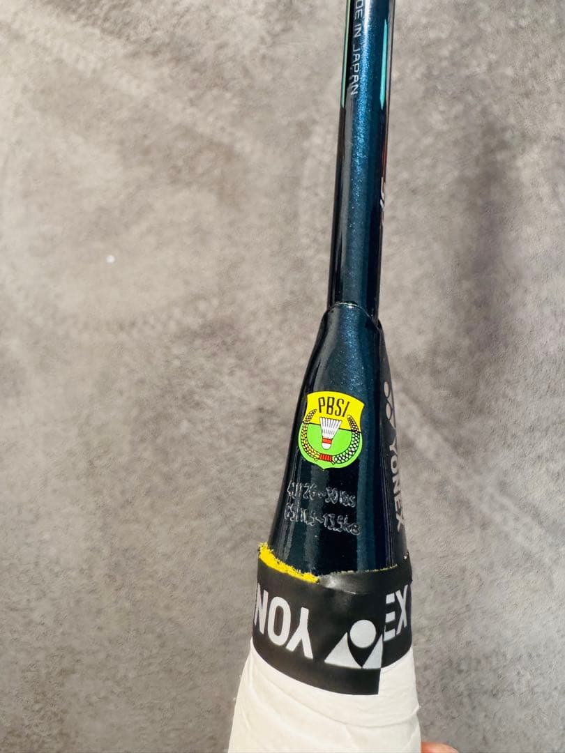 YONEX NANOFLARE 800 Pro 4UG5【海外モデル】