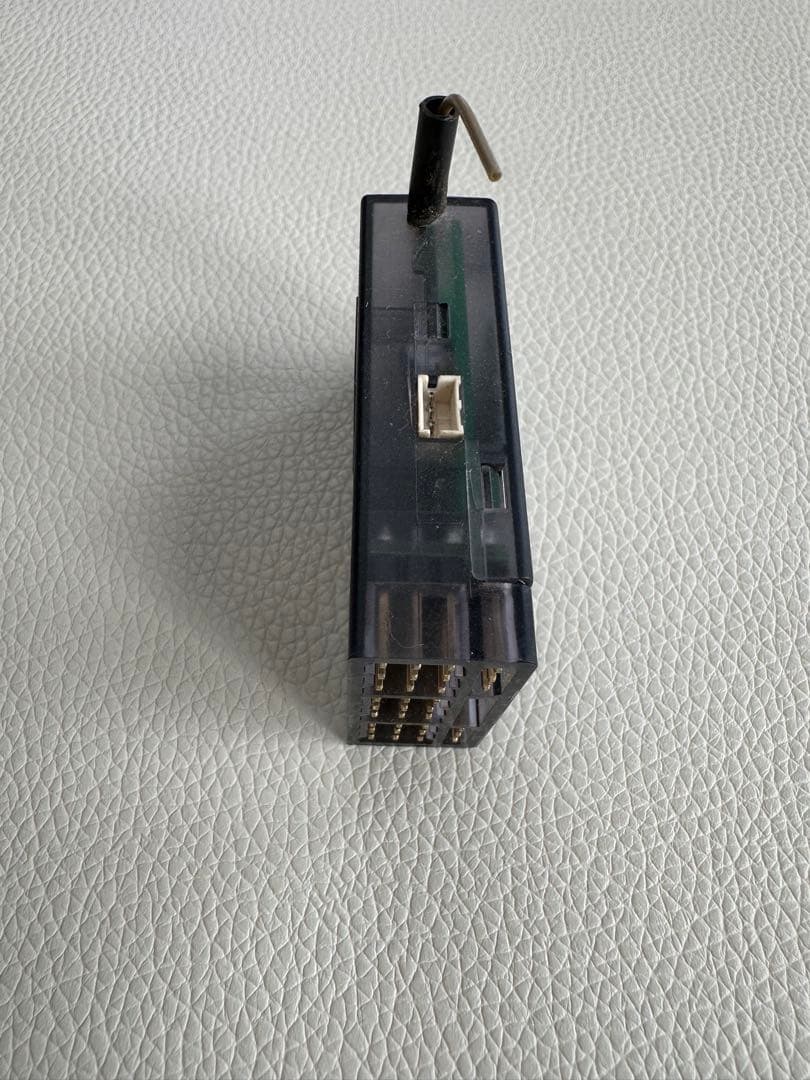 Spektrum AR9000 受信機　エクストラアンテナ付き