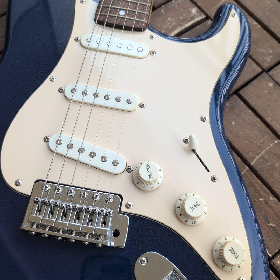 人気のSquier by FENDER ストラト 状態良し！