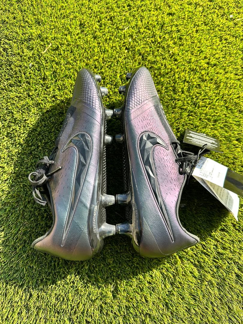 新品未使用タグ付きNIKEPHANTOM VENOM ELITE AG PRO