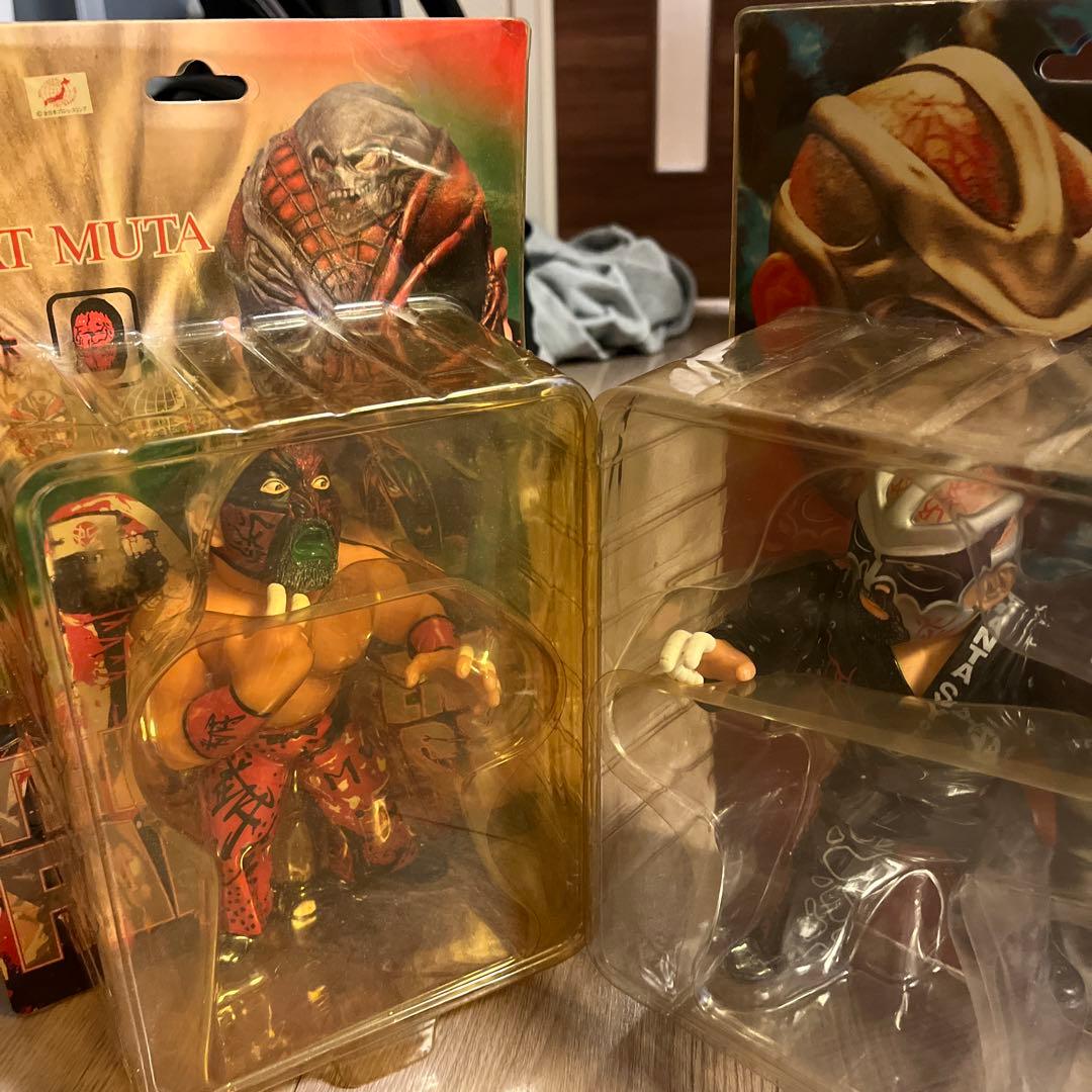 新日本プロレス　未開封・2体セット】グレートムタ HC版＆メカ