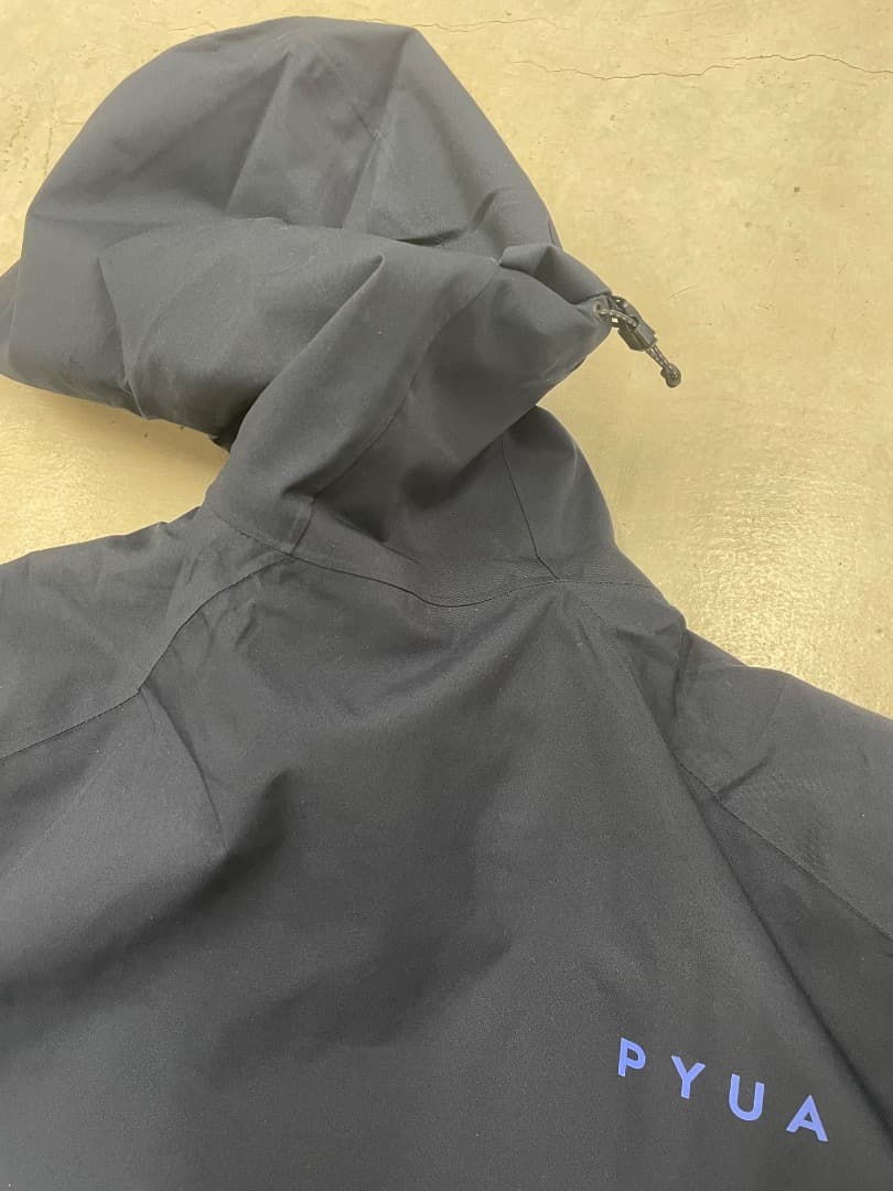 セール！！定価約57600円【新品　未使用品】スキーウェア