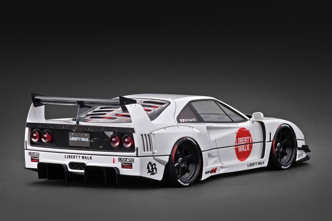 イグニッションモデル F40 1/18 LB-WORKS 40 White