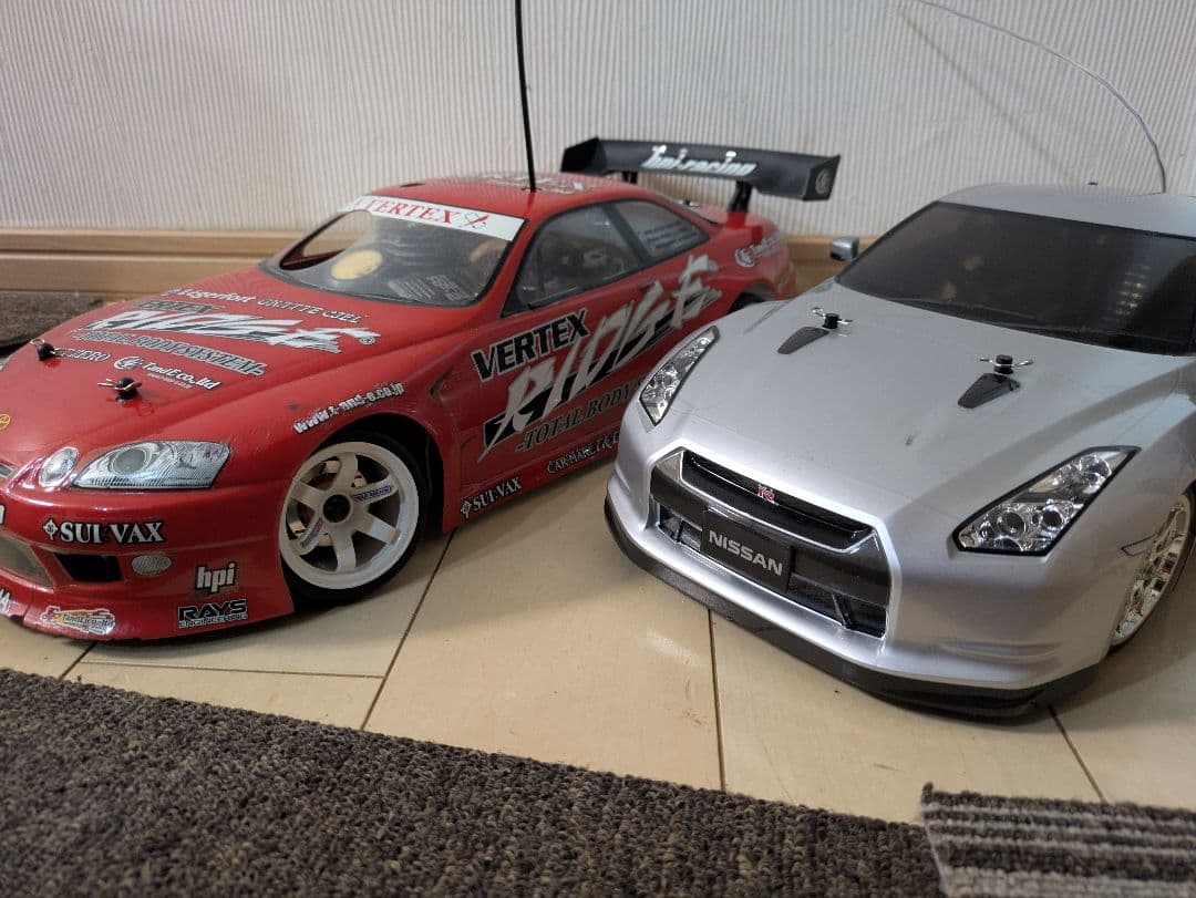 hpi nitro drift 30ソアラ エンジンラジコン