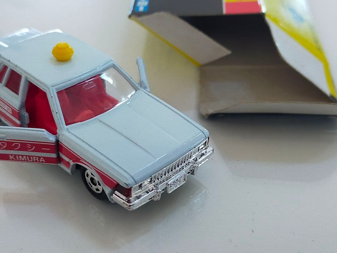 KIMURA 赤 タンポ セドリック タクシー 黒箱 トミカ 日本製 黄色 提灯