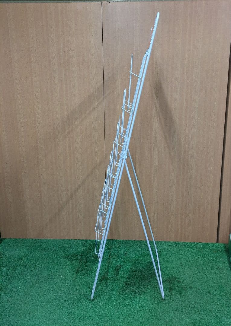 STIHL 店舗用ディスプレイ什器 非売品 カタログラック 卓上フラッグ付
