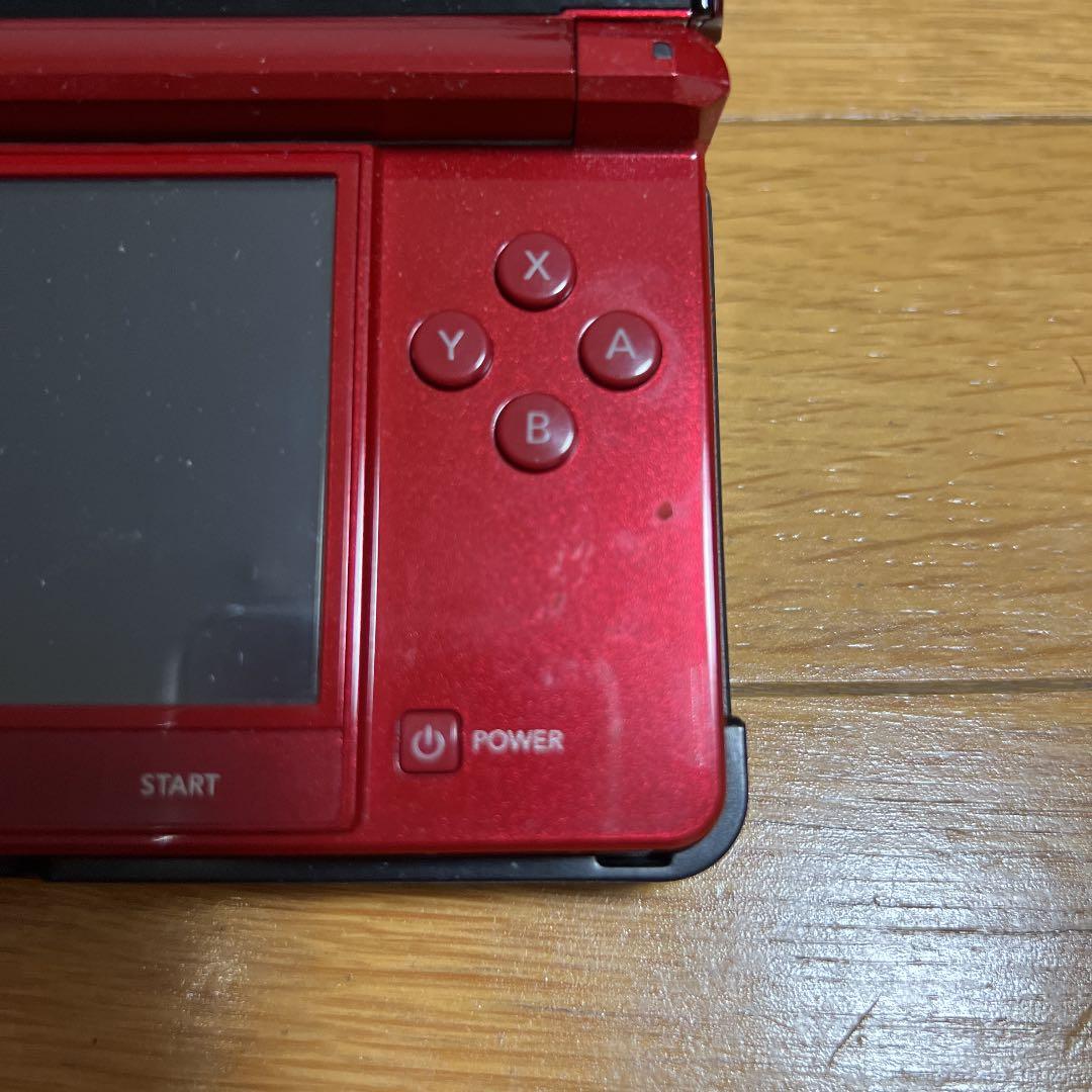 ニンテンドー3DS レッド