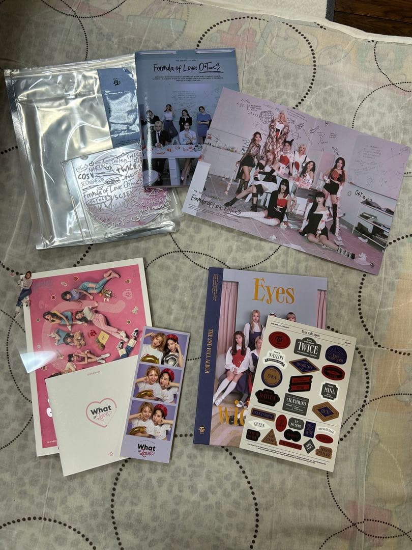 ツウィ うちわ ポスター アルバム aboutzu ラントレ まとめ売り