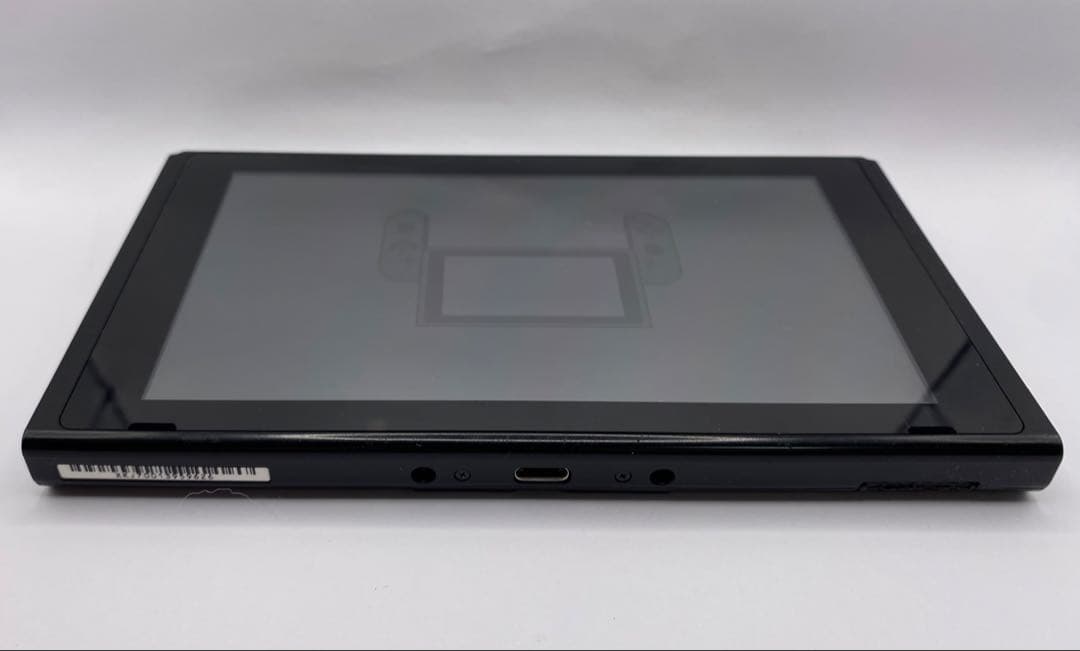 Nintendo Switch本体のみ（2019年製・バッテリー強化版)