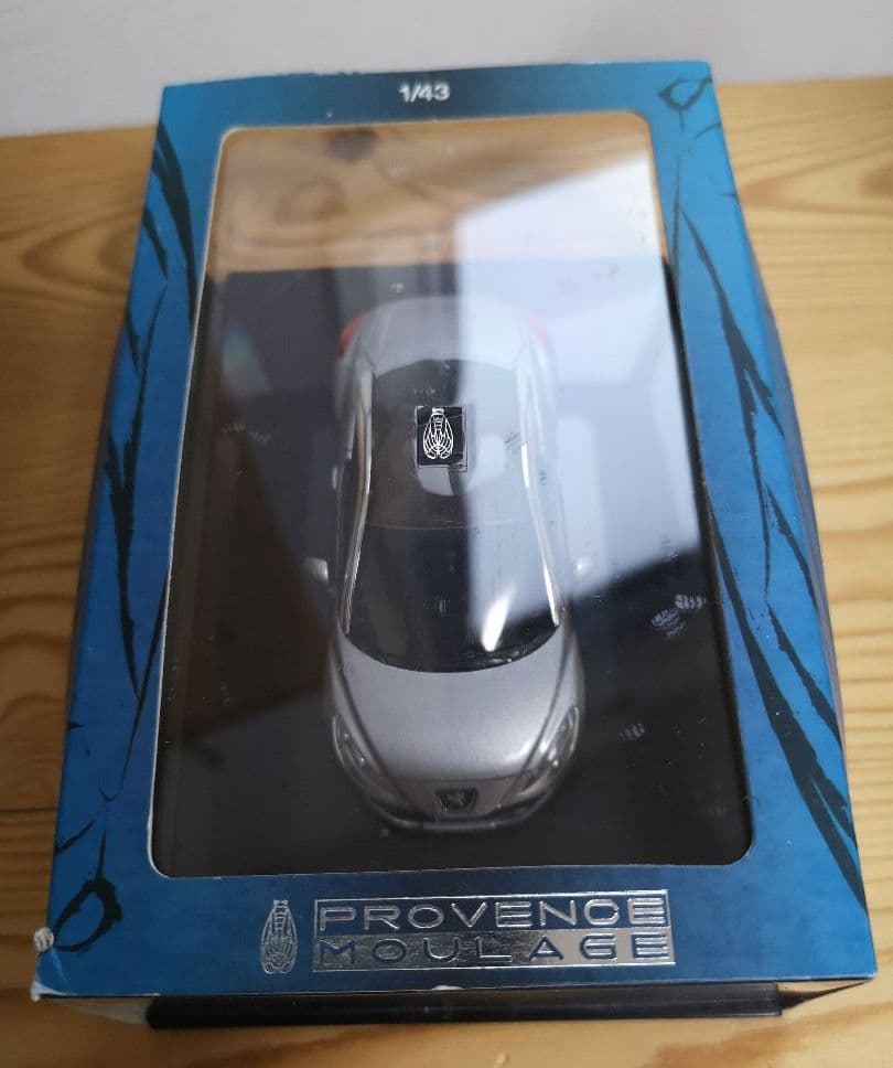 プジョーRCZ　1/43 ミニカー