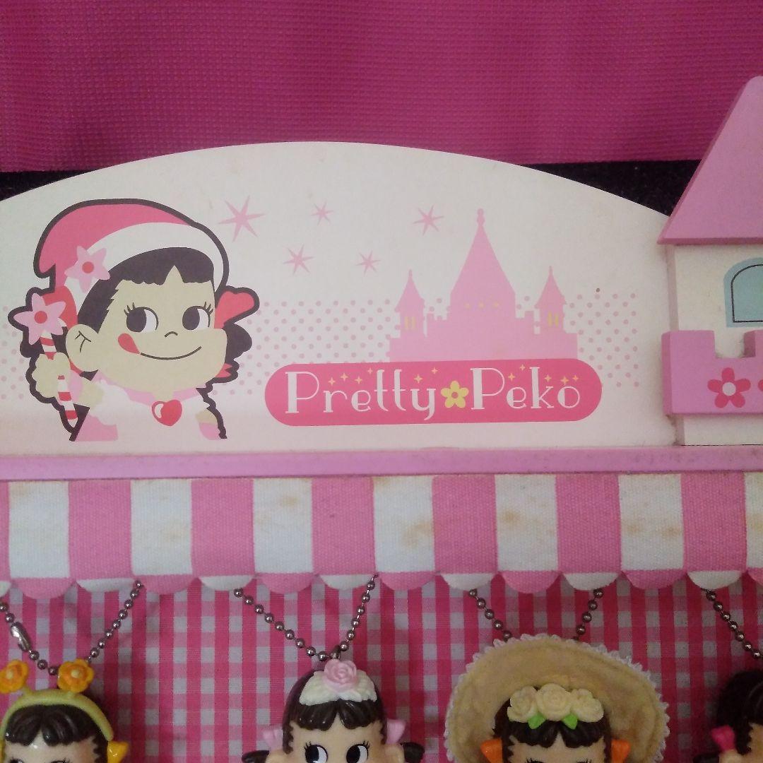 ペコちゃん不二家人形セット:ドールケース、コレクション、ウエディング、うさぎ、