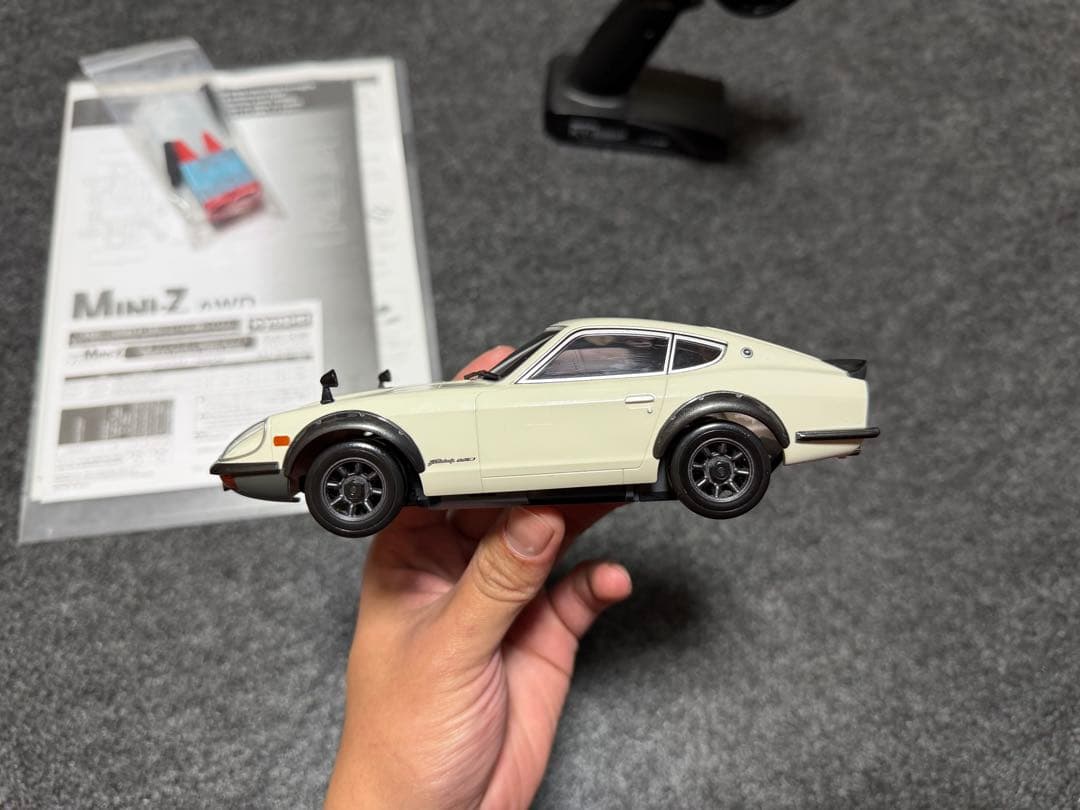 Mini-z 日産フェアレディz 240zg ホワイト