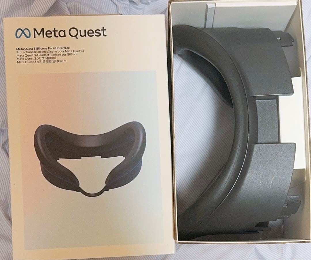  Quest 3 VRヘッドセット 128GB本体+アクセサリー各種6点