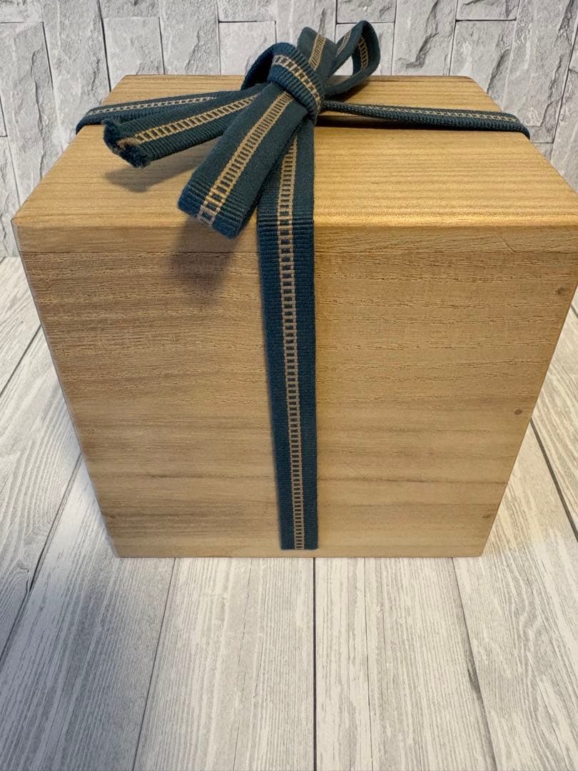 佐藤和彦作　灰陶円文片口