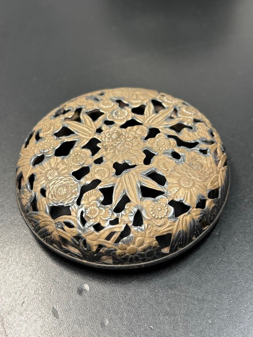 【極美品】諏訪蘇山作 香炉 青磁 三足香炉 純銀 花刻透し火屋 信幸造