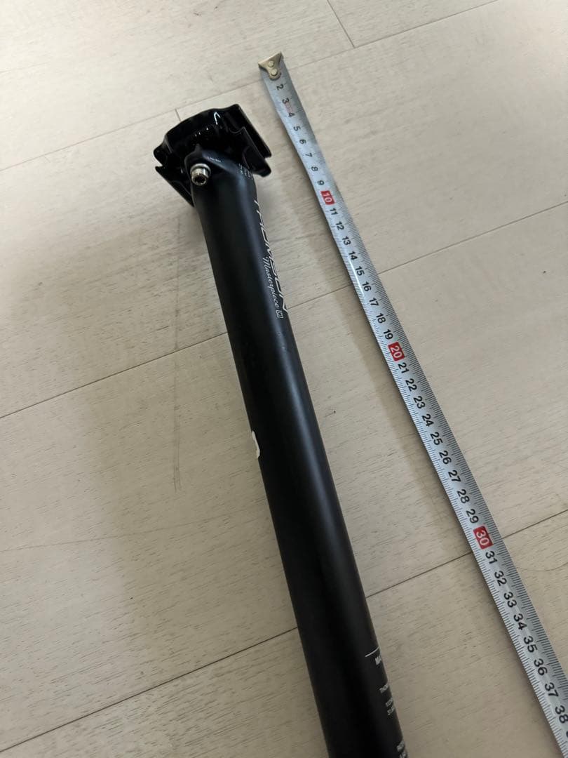 THOMSON シートポスト MASTERPIECE CARBON 31.6mm