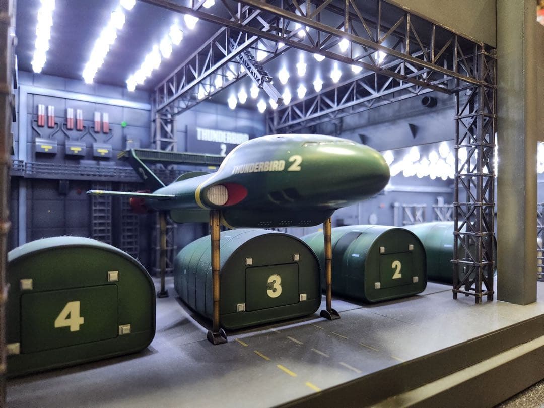 【これで最後！】40%オフ衝撃プライス　サンダーバード2号+夢の基地　手渡し限定